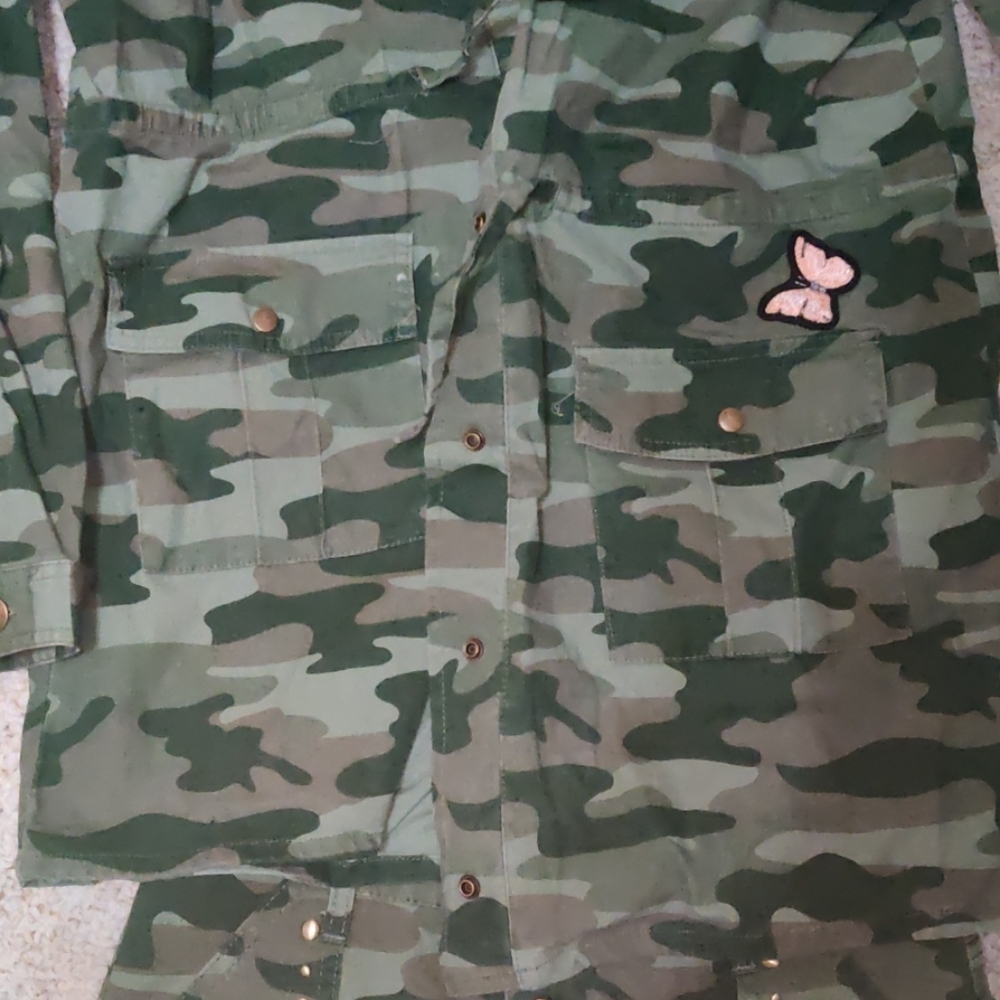 Girls 2 PC Camo Skirt Set - Picture 3 of 6